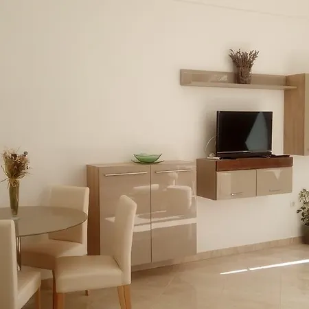 Apartmani Pilić Ljiljana Brodarica  Zewnętrze zdjęcie