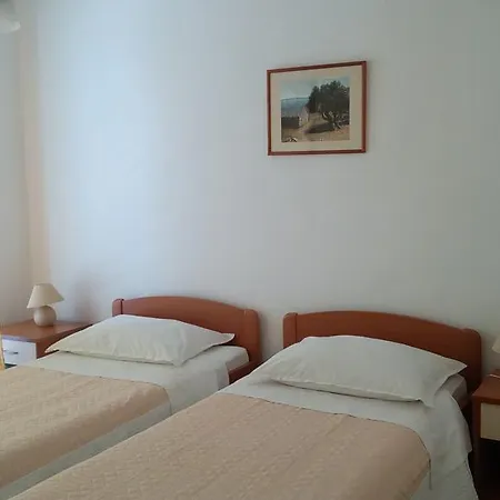 Apartmani Pilić Ljiljana Brodarica  Zewnętrze zdjęcie