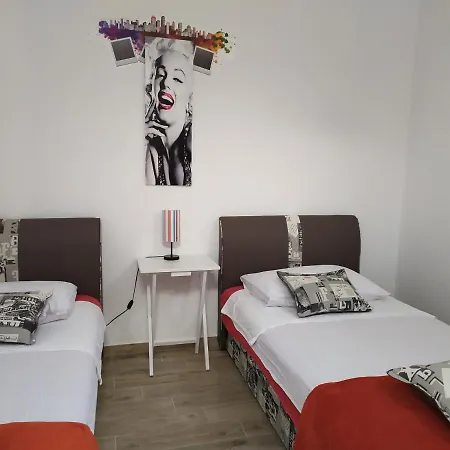 Apartmani Pilić Ljiljana Brodarica  Zewnętrze zdjęcie